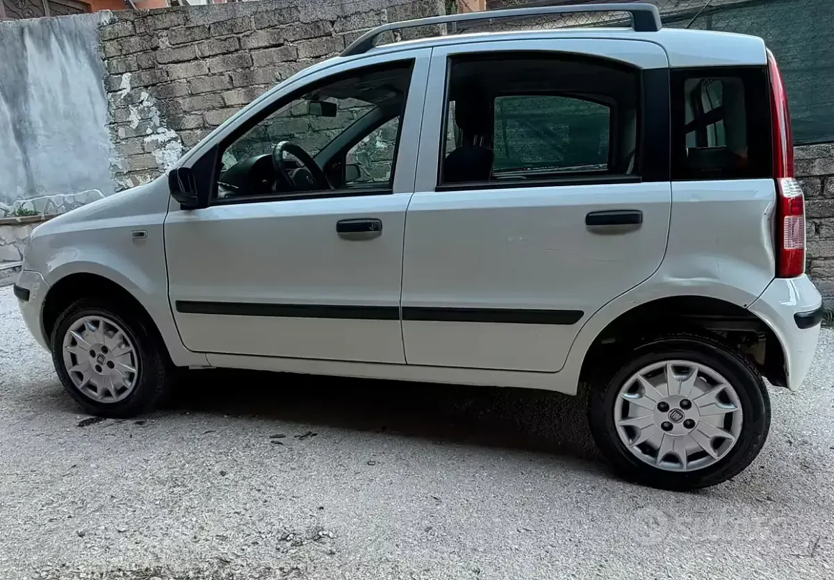 Usata Fiat Panda 77 CV (56 kW) 2009 Bianco Utilitaria