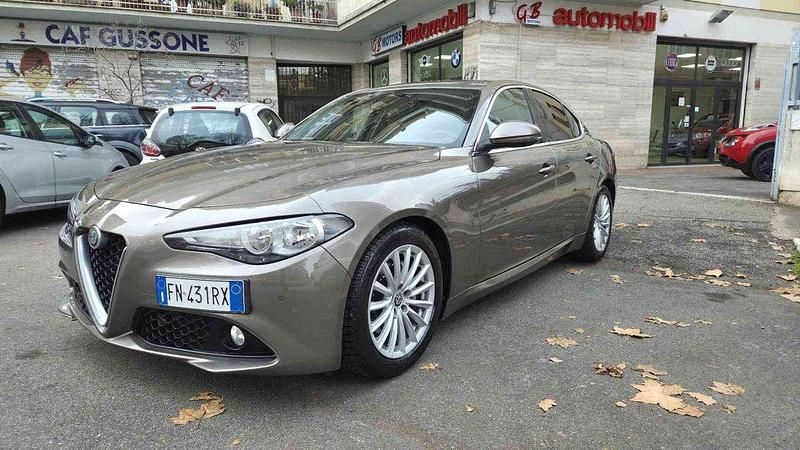 Usata Alfa Romeo Giulia Executive 180 CV (132 kW) 2018 Grigio Berlina