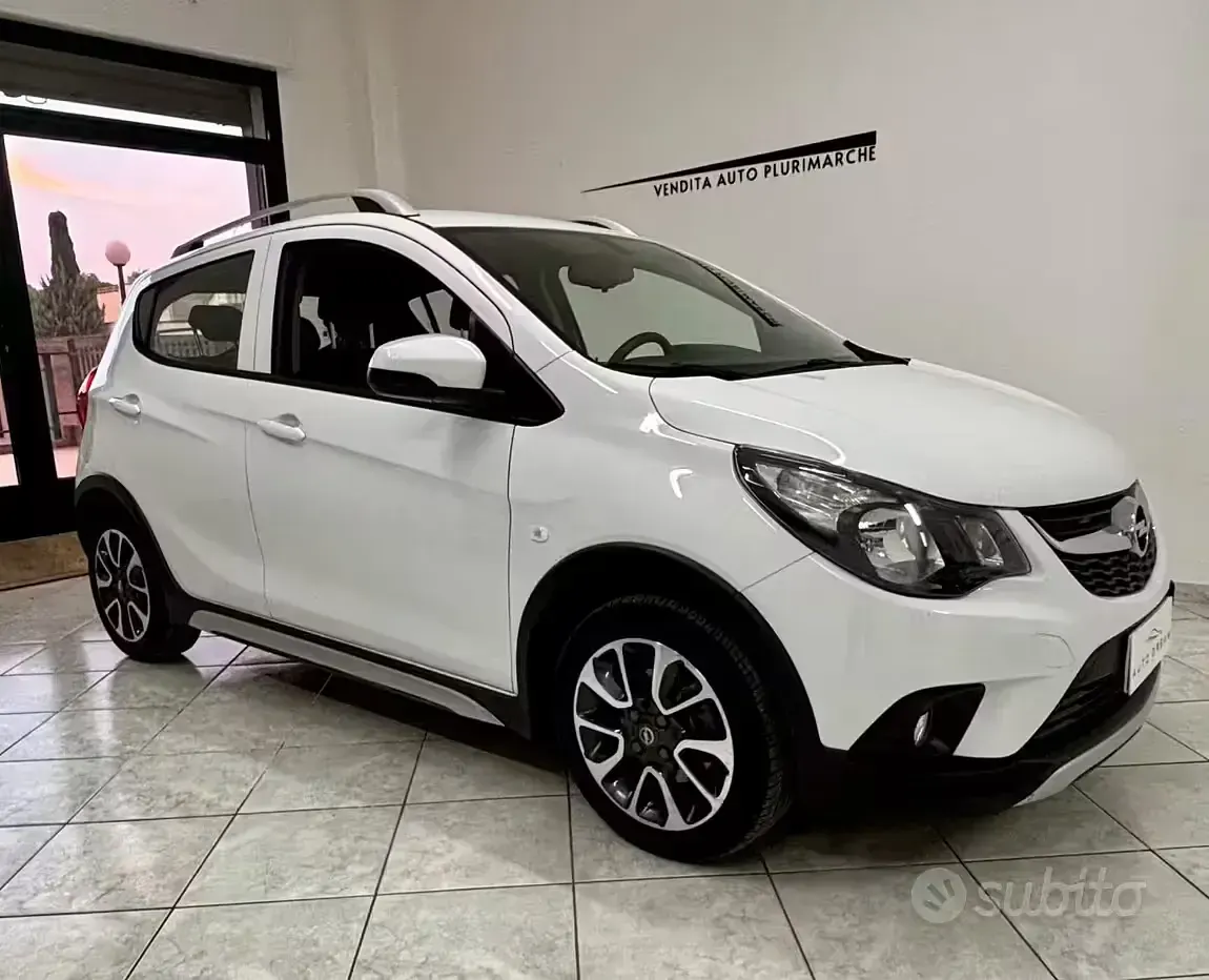 Usata Opel Karl Rocks 73 CV (53 kW) 2018 Bianco Utilitaria