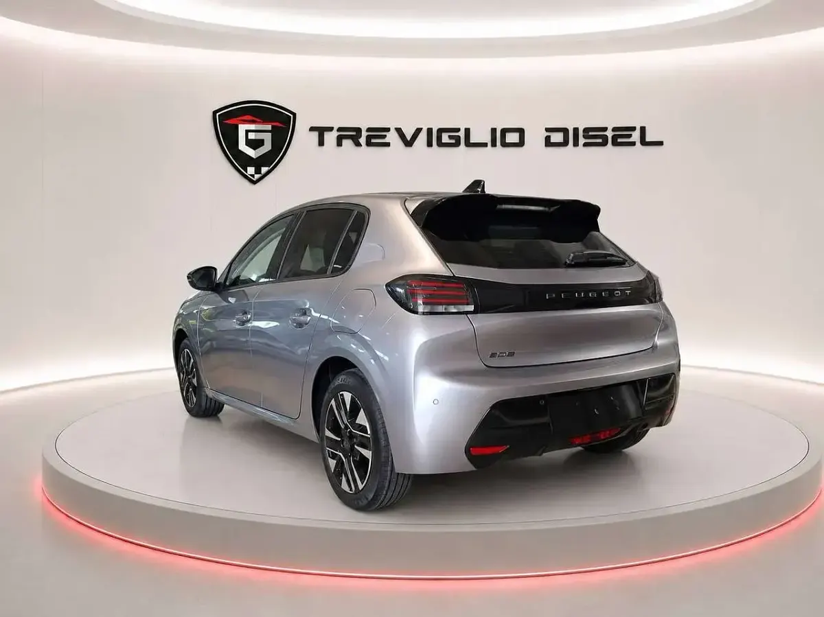 Usata Peugeot 208 Allure 136 CV (100 kW) 2024 Grigio artense Utilitaria