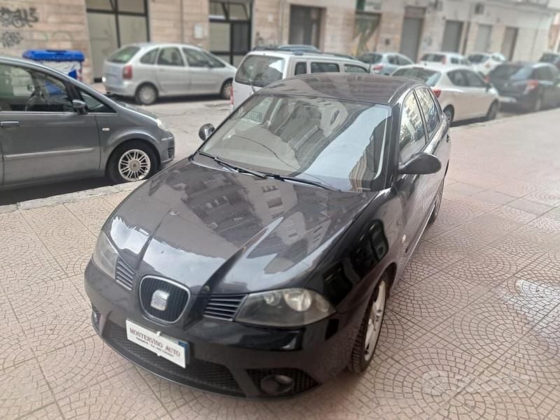 Usata Seat Ibiza 80 CV (58 kW) 2008 Nero Utilitaria