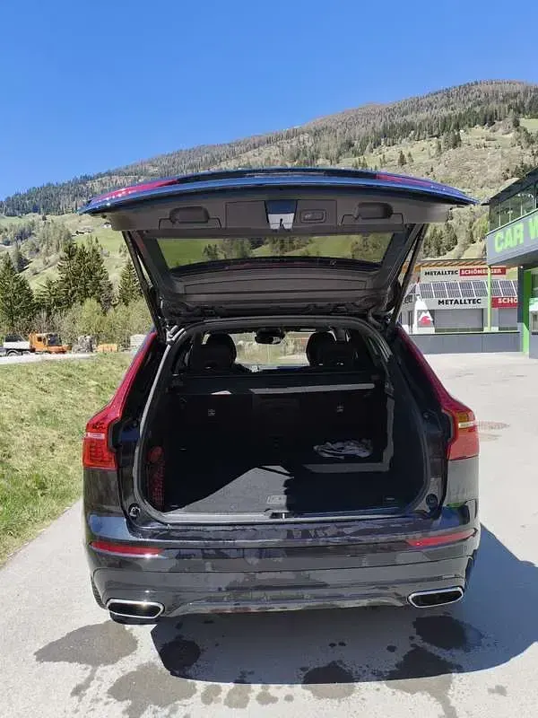 Usata Volvo XC60 R-Design 150 CV (110 kW) 2019 SUV