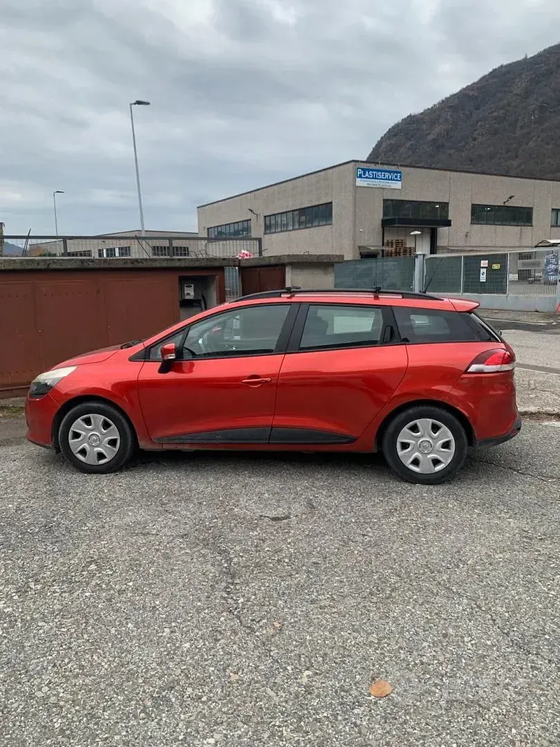Usata Renault Clio 75 CV (55 kW) 2014 Rosso Station wagon