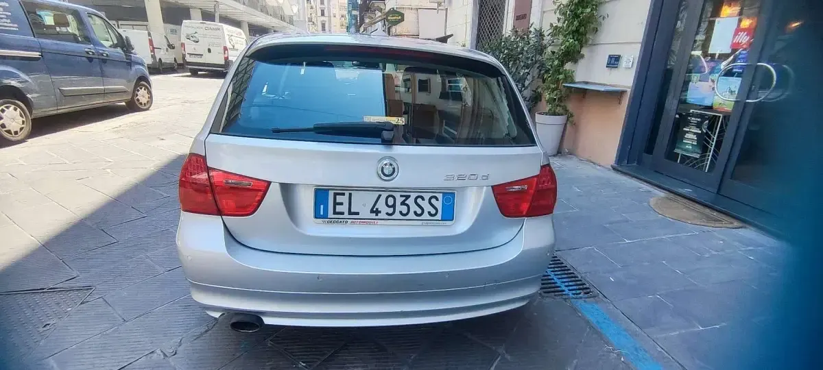 Usata BMW 320 184 CV (135 kW) 2012 Argento Station wagon