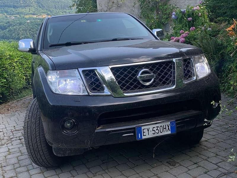 Usata 2015 Nissan Navara Pick-up | 14.500 € (Buon prezzo) - Immagine 1/4