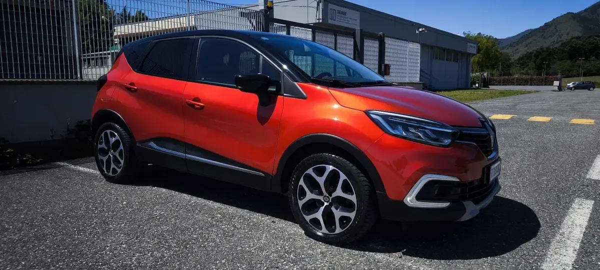 Usata Renault Captur 131 CV (96 kW) 2019 Rosso SUV