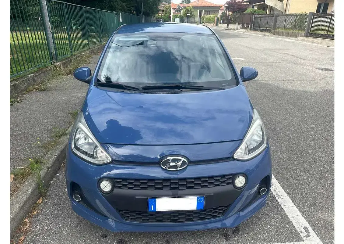 Usata Hyundai i10 65 CV (47 kW) 2017 Blu/azzurro Utilitaria