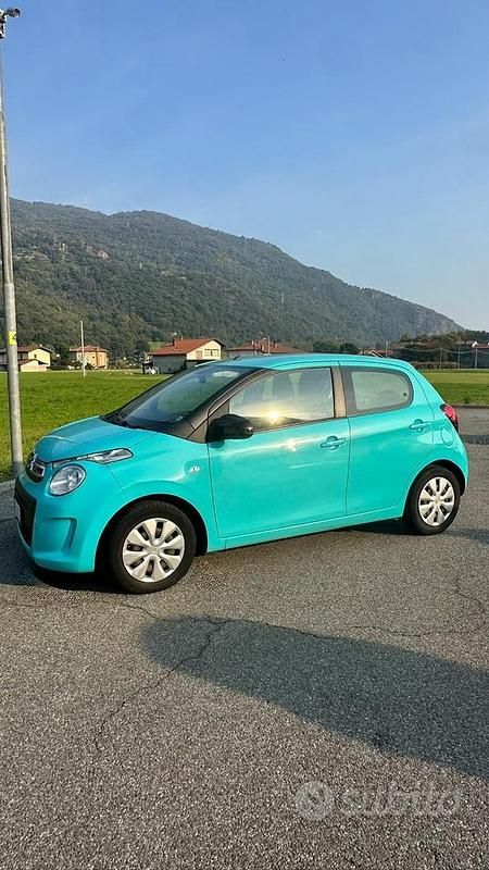 Verde Usata 2016 Citroën C1 Live Due volumi | 5980 € (Ottimo prezzo) - Immagine 1/4