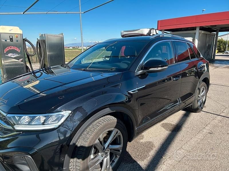Usata VW T-Roc 2023 Nero SUV
