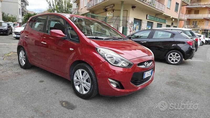 Usata Hyundai ix20 Comfort 90 CV (66 kW) 2011 Bordeaux Utilitaria