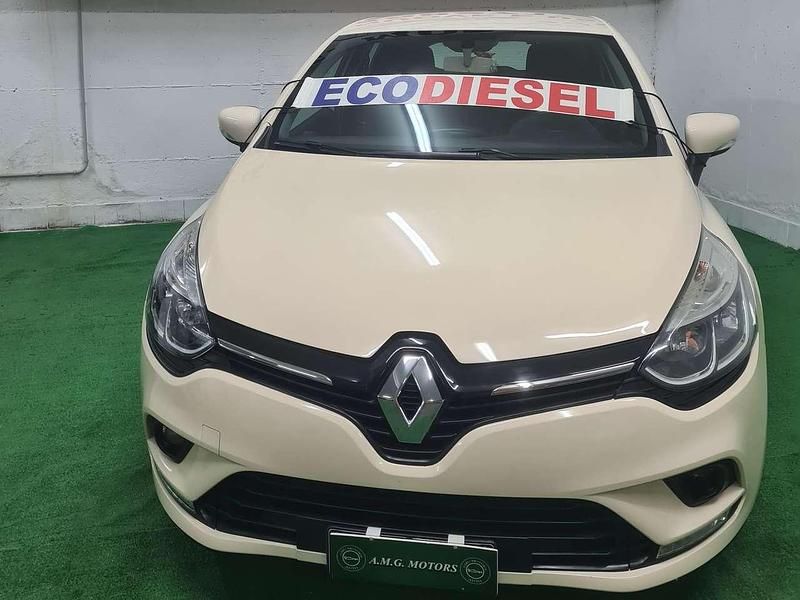 Usata Renault Clio IV Intens 75 CV (55 kW) 2017 Beige Berlina