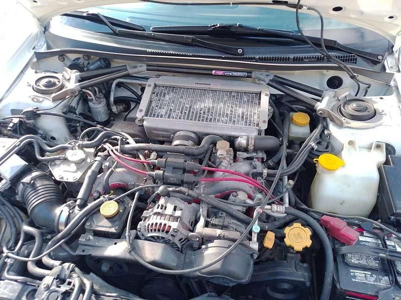 Usata Subaru Impreza 280 CV (205 kW) 1998 Bianco Berlina