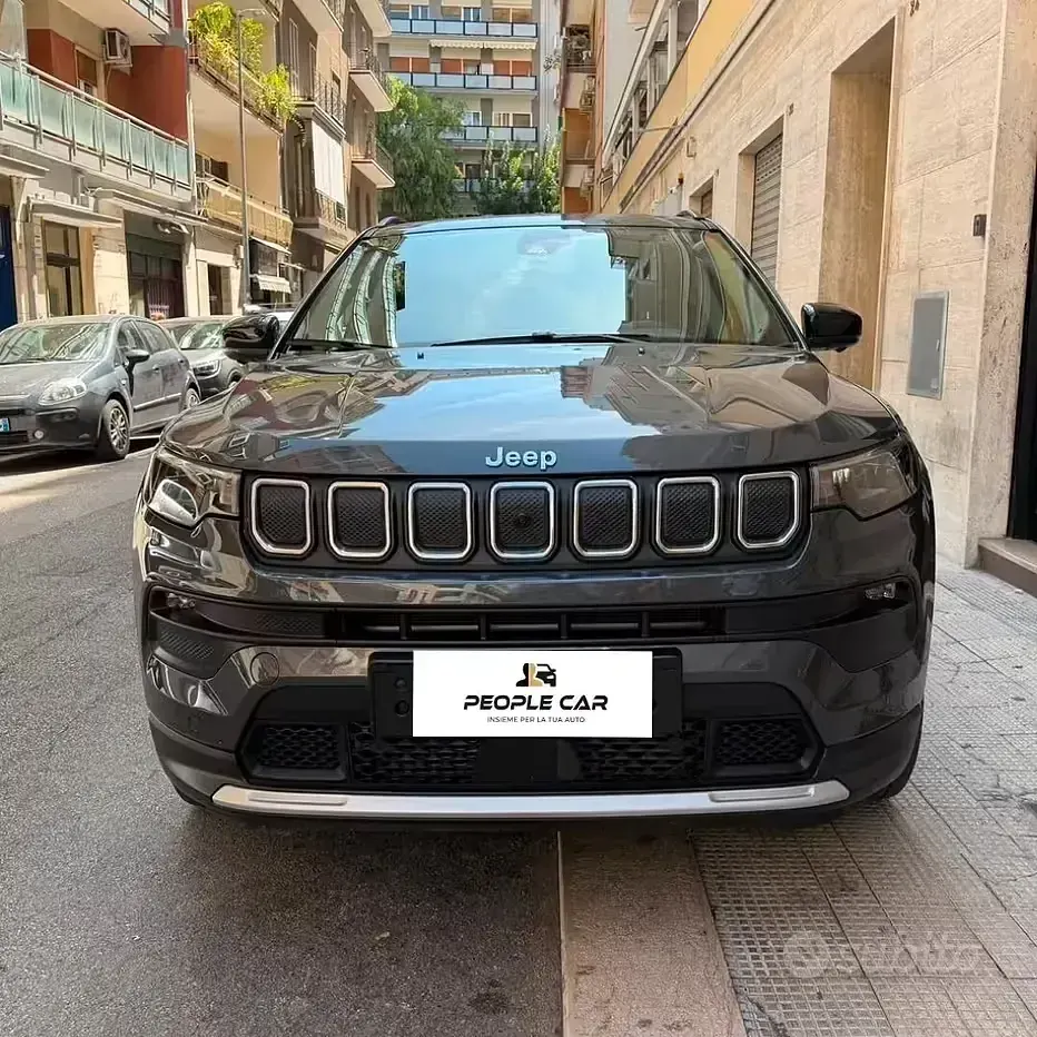Usata Jeep Compass 131 CV (96 kW) 2024 Grigio SUV