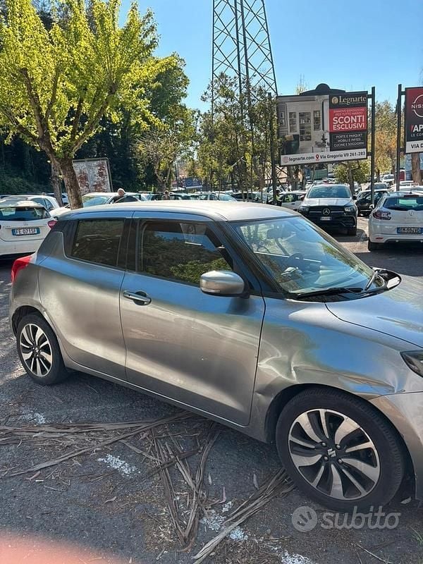 Usata Suzuki Swift 90 CV (66 kW) 2019 Grigio Utilitaria