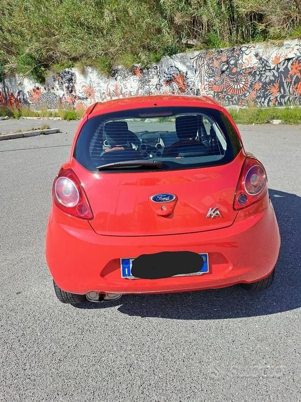 Usata Ford Ka 69 CV (50 kW) 2013 Rosso Utilitaria