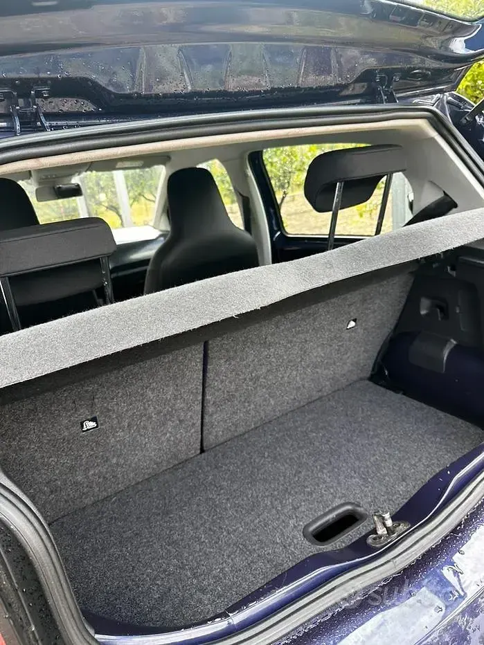 Usata VW up! 60 CV (44 kW) 2018 Blu Utilitaria
