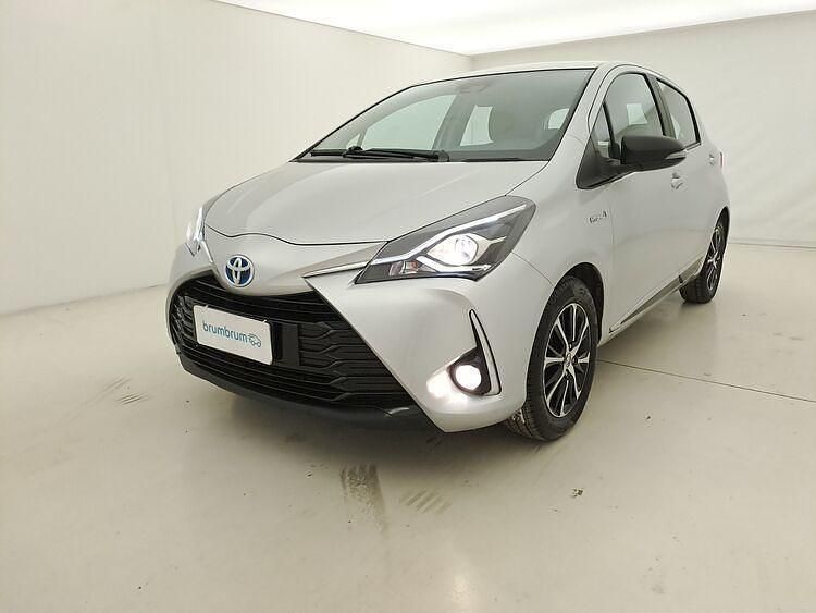Argento Usata 2018 Toyota Yaris Hybrid Active Tre volumi | 11.990 € (Ottimo prezzo) - Immagine 1/4