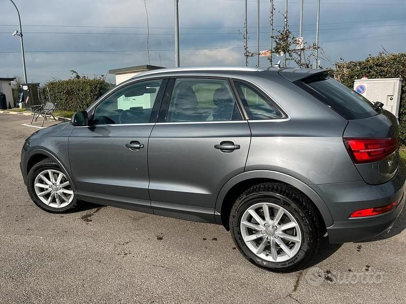 Usata Audi Q3 Business 150 CV (110 kW) 2015 Grigio SUV