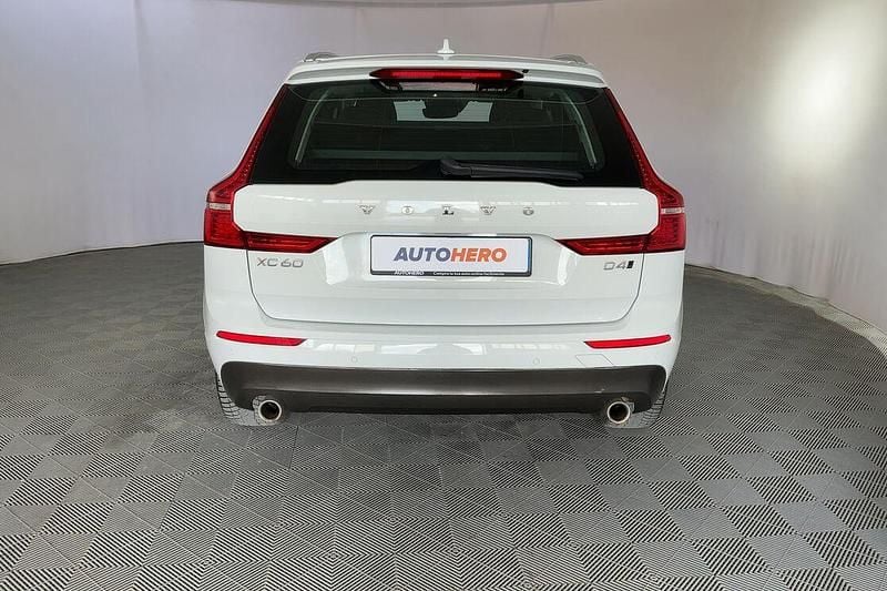 Usata Volvo XC60 Momentum 190 CV (139 kW) 2019 Bianco SUV