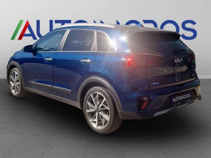 Usata Kia Niro Style 105 CV (77 kW) 2022 Azzurro SUV