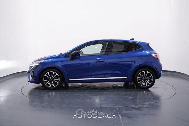 Usata Renault Clio V Techno 91 CV (66 kW) 2025 Blu iron Berlina