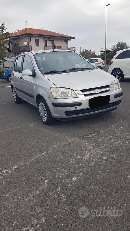 Grigio Usata 2005 Hyundai Getz Due volumi | 1850 € (Buon prezzo) - Immagine 1/4