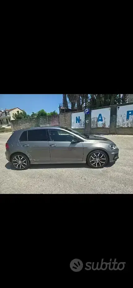 Usata VW Golf VII 105 CV (77 kW) 2013 Grigio Berlina