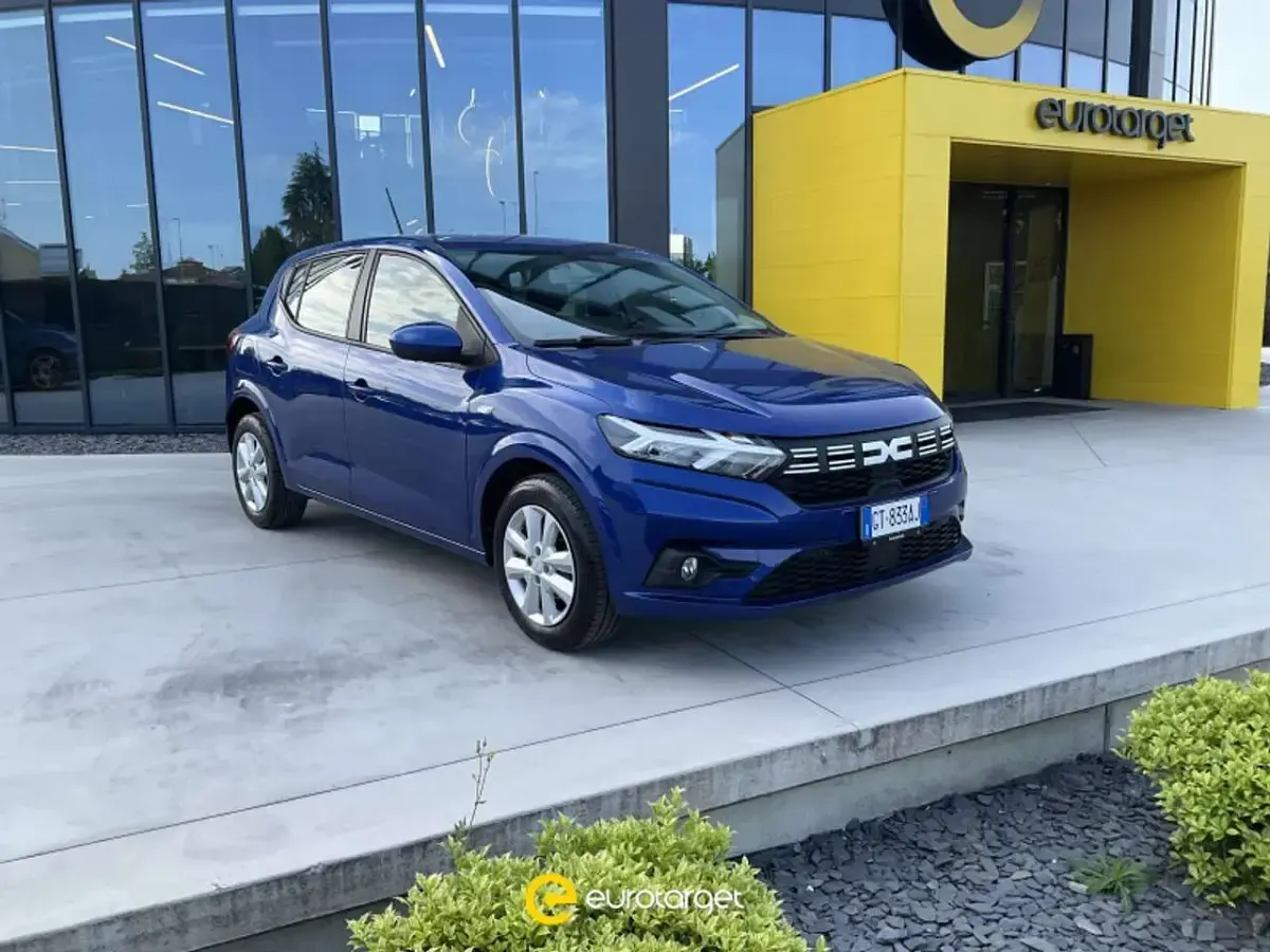 Usata Dacia Sandero Essentiel 67 CV (49 kW) 2024 Blu/azzurro Berlina