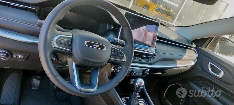 Usata Jeep Compass 130 CV (95 kW) 2021 Nero SUV