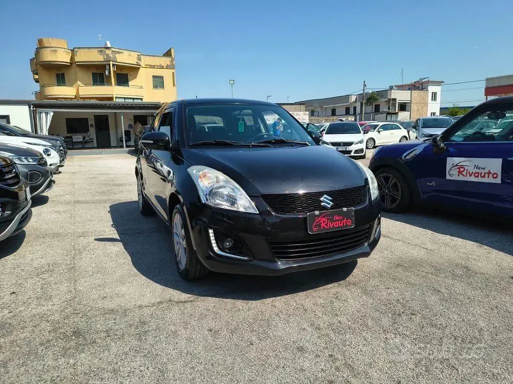 Usata Suzuki Swift Cool 90 CV (66 kW) 2014 Nero Utilitaria