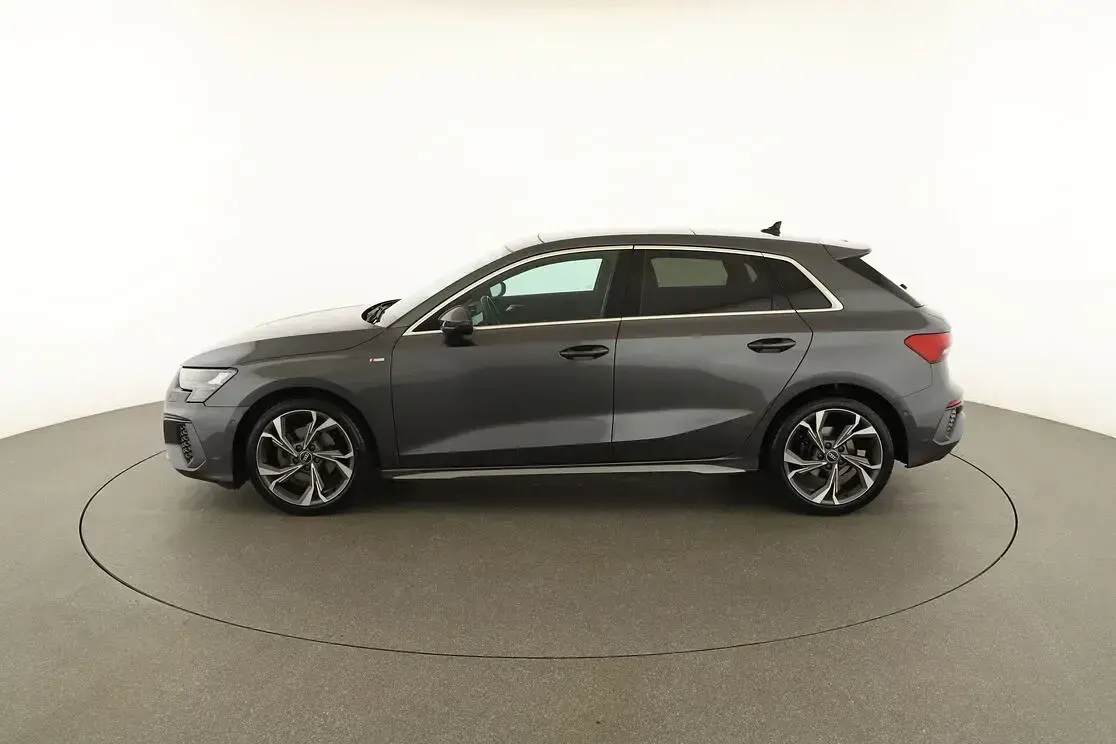 Usata Audi A3 Sportback S-Line 150 CV (110 kW) 2021 Grigio Utilitaria