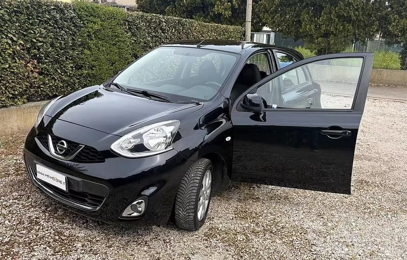 Usata Nissan Micra 80 CV (58 kW) 2016 Nero Utilitaria