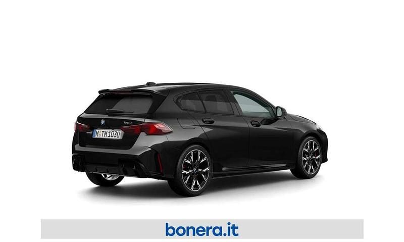 Nuova BMW 120 M Sport 163 CV (119 kW) 2026 Black sapphire metallizzato Utilitaria