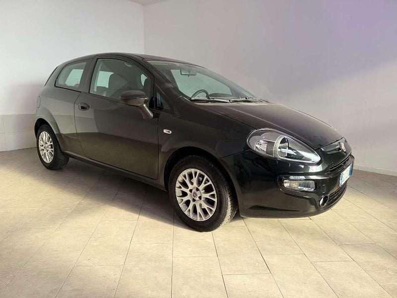 Usata Fiat Punto Evo Dynamic 69 CV (50 kW) 2011 Nero Utilitaria