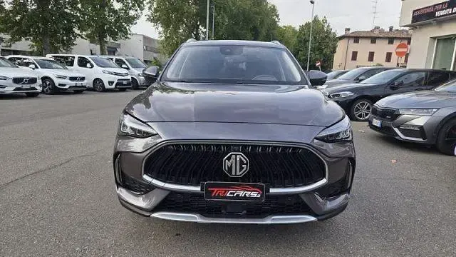 Usata MG HS Luxury 161 CV (118 kW) 2023 Grigio SUV