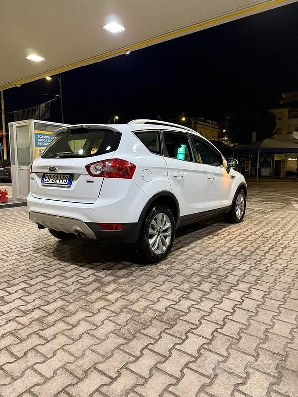 Usata Ford Kuga 2011 Bianco SUV