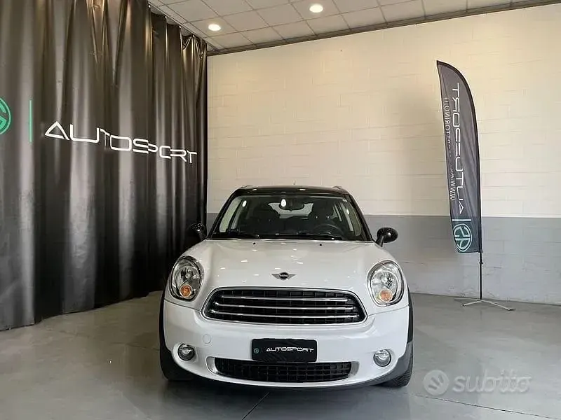 Usata Mini Cooper D Countryman 111 CV (81 kW) 2014 Bianco SUV