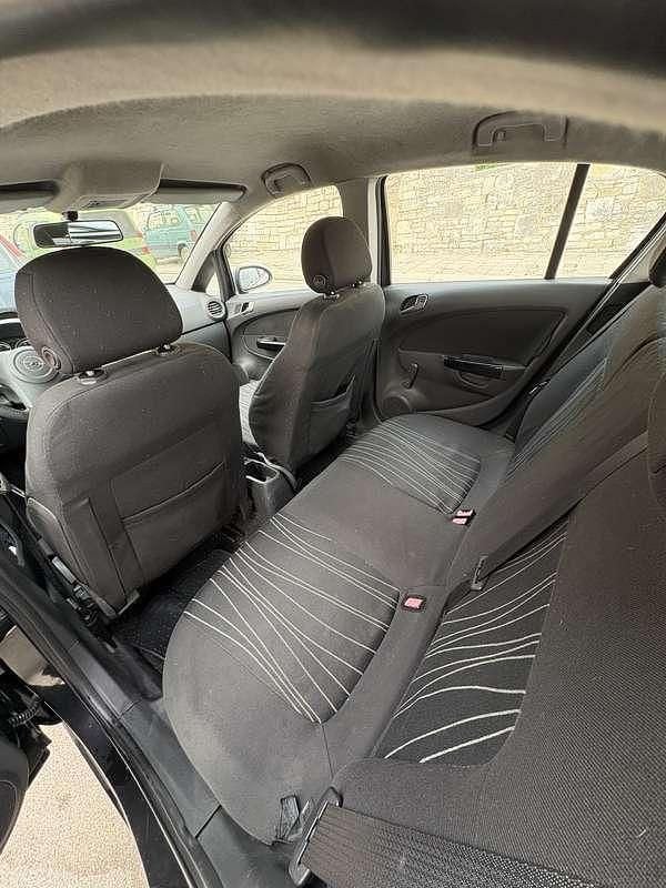 Usata Opel Corsa Enjoy 90 CV (66 kW) 2009 Utilitaria