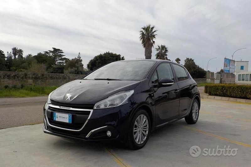 Usata Peugeot 208 Active 75 CV (55 kW) 2018 Nero Utilitaria