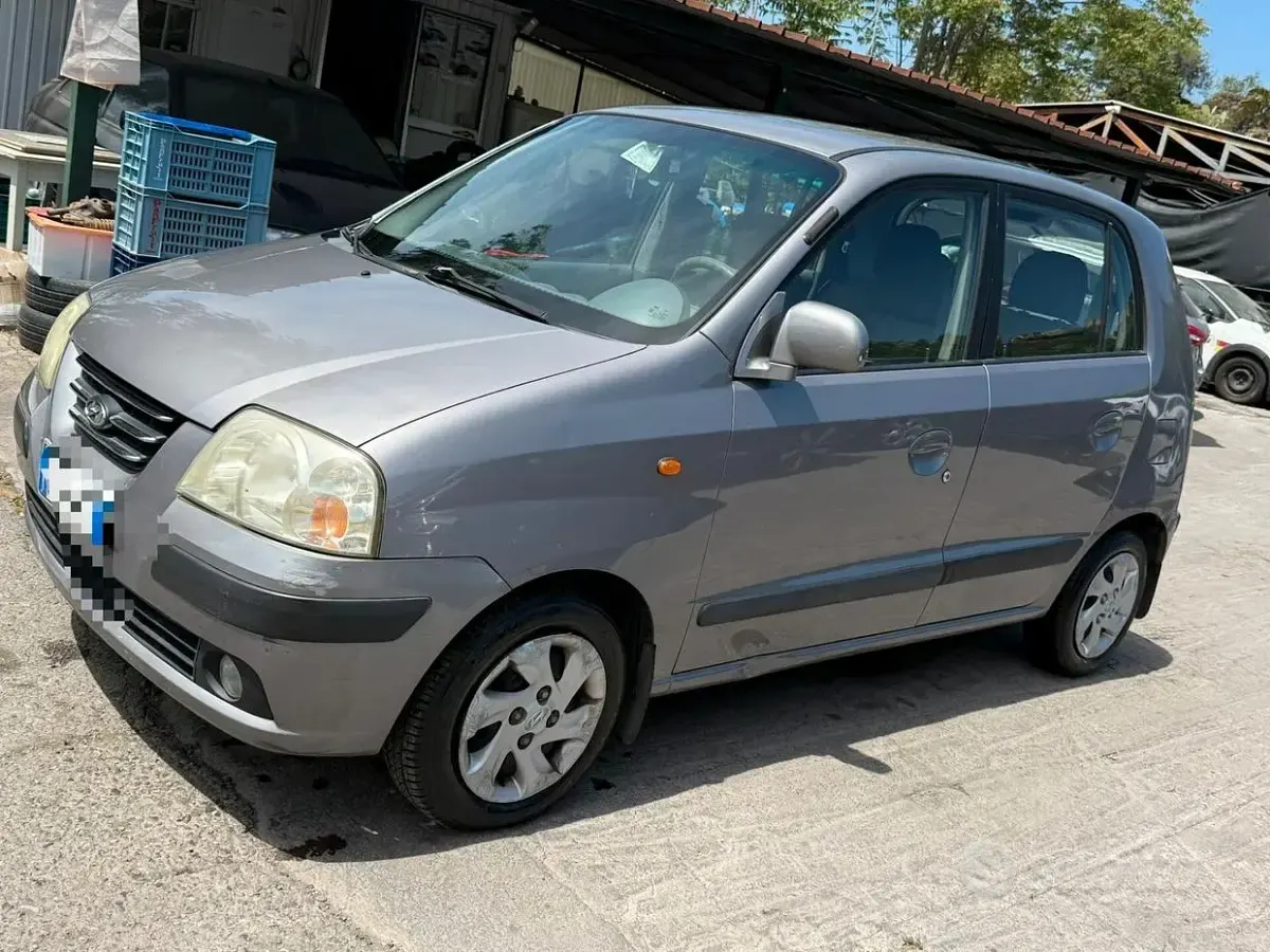 Käytetty Hyundai Atos Active 59 HP (43 kW) 2005 Harmaa Viistoperä