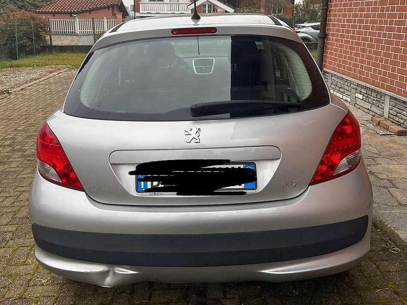 Usata Peugeot 207 73 CV (53 kW) 2009 Grigio Berlina