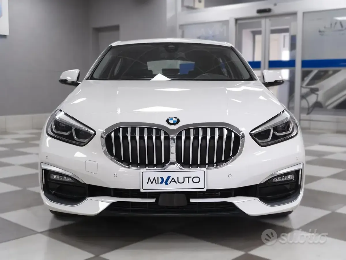 Usata BMW 118 Luxury Line 150 CV (110 kW) 2021 Bianco Berlina