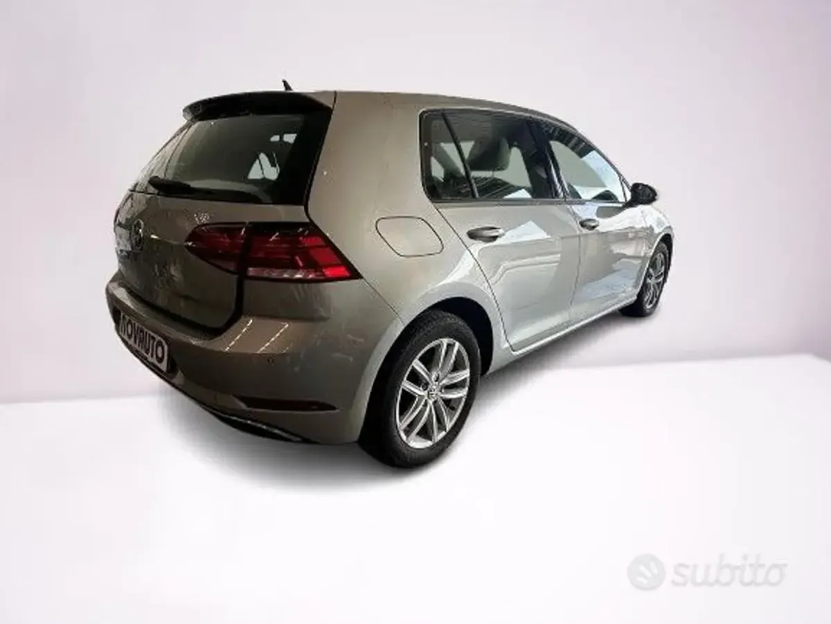 Usata VW Golf VII Business 116 CV (85 kW) 2019 Grigio Berlina