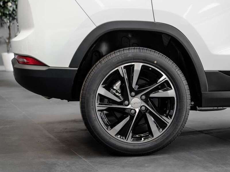 Usata EVO Evo 5 93 kW (127 CV) 2023 Bianco SUV