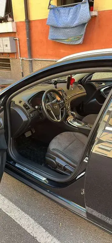 Usata Opel Insignia 163 CV (119 kW) 2015 Nero Station wagon