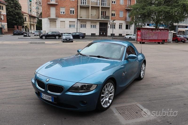 Usata BMW Z4 150 CV (110 kW) 2005 Blu Cabrio