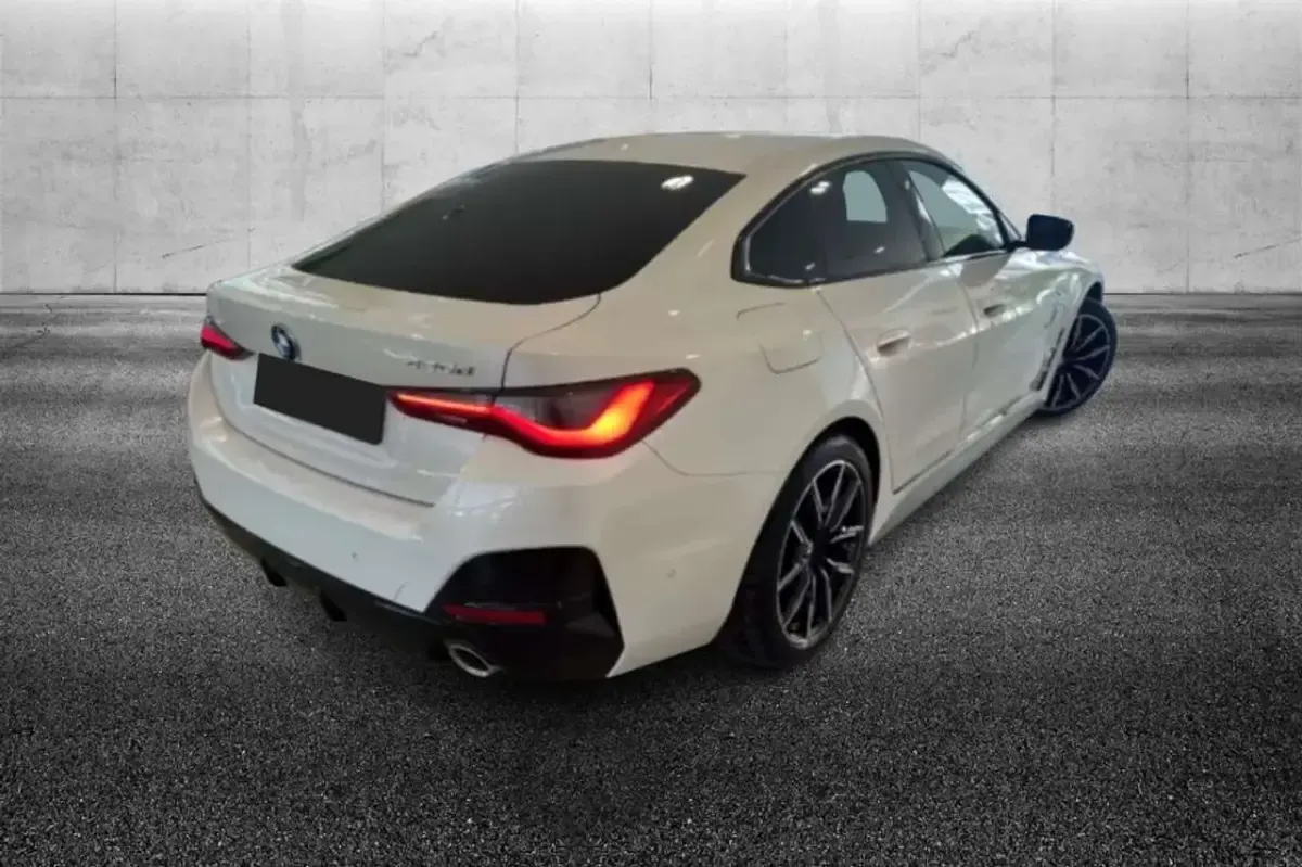 Usata BMW 420 Coupé M Sport 190 CV (139 kW) 2025 Bianco Coupé
