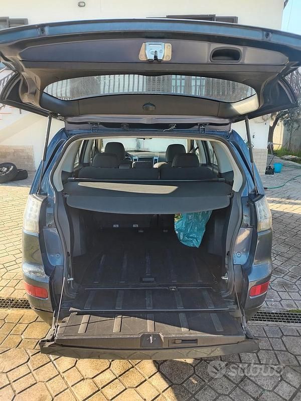 Usata Mitsubishi Outlander 2009 Blu SUV