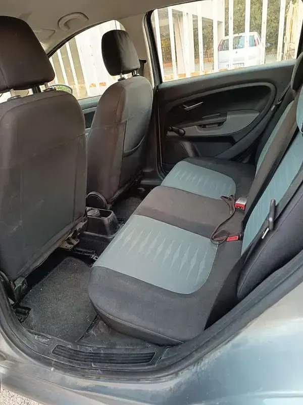 Usata Fiat Grande Punto Dynamic 77 CV (56 kW) 2009 Utilitaria