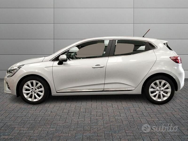 Usata Renault Clio V Zen 101 CV (74 kW) 2022 Grigio Berlina